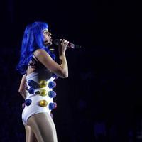 Katy Perry performing at the O2 arena - Photos | Picture 102879
